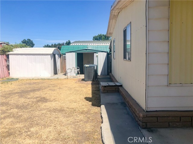 Detail Gallery Image 5 of 24 For 400 E Roberts #99,  Bakersfield,  CA 93308 - 2 Beds | 2 Baths