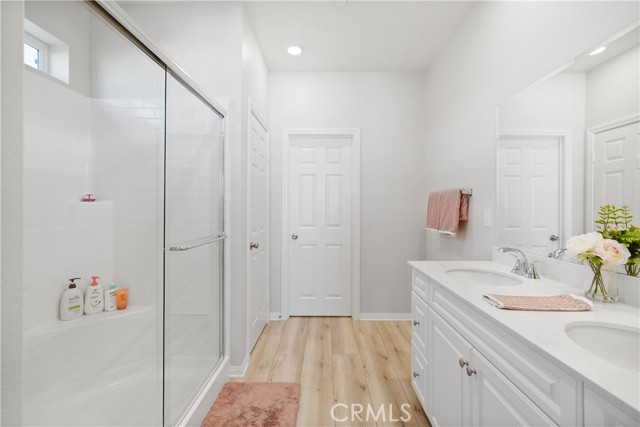 Detail Gallery Image 5 of 9 For 25541 Buckeye Meadow Ln, Homeland,  CA 92548 - 4 Beds | 2 Baths