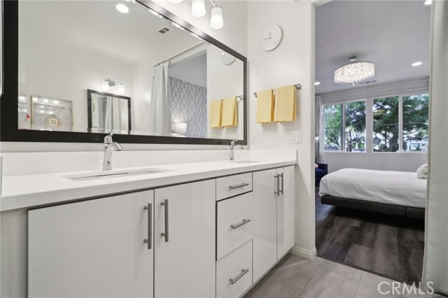 Detail Gallery Image 15 of 34 For 4700 E Washington Ave, Orange,  CA 92869 - 3 Beds | 2 Baths