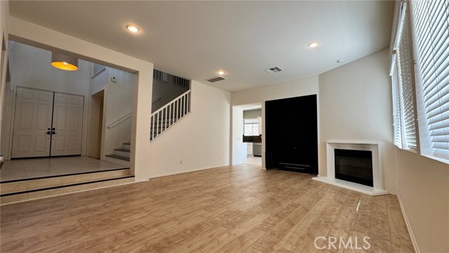 Detail Gallery Image 11 of 52 For 37361 Paintbrush Dr, Palmdale,  CA 93551 - 5 Beds | 3 Baths