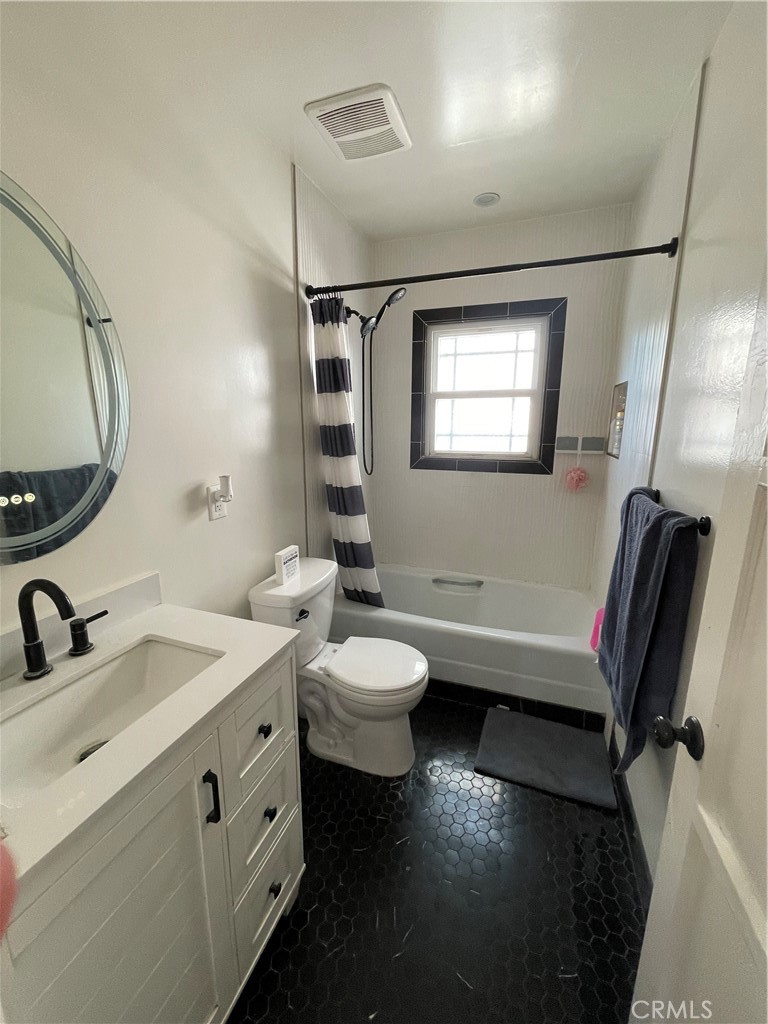 MLS #OC25246423 image #12