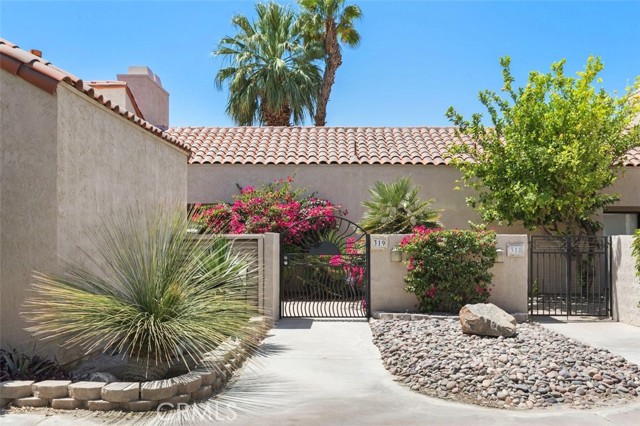 Detail Gallery Image 3 of 34 For 319 Forest Hills Dr, Rancho Mirage,  CA 92270 - 2 Beds | 2 Baths