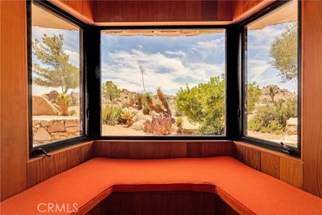 Detail Gallery Image 54 of 75 For 55290 Flying Tigers Rd, Pioneertown,  CA 92268 - 4 Beds | 3 Baths