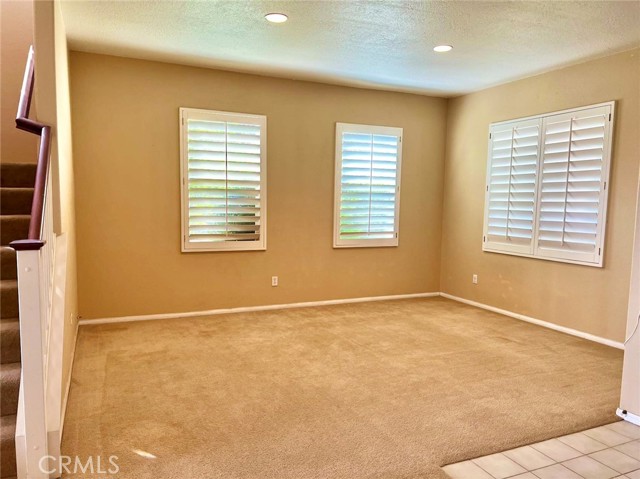 Detail Gallery Image 10 of 40 For 7872 Corte Castillo, Jurupa Valley,  CA 92509 - 4 Beds | 2/1 Baths