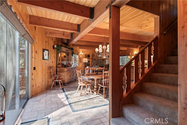Detail Gallery Image 5 of 42 For 27169 Ironwood Ln, Lake Arrowhead,  CA 92352 - 3 Beds | 3/1 Baths