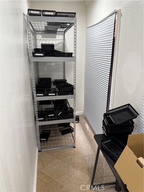 726 S Main, Santa Ana CA: https://media.crmls.org/medias/75e732bf-13bf-4864-9399-78648d5cdca7.jpg