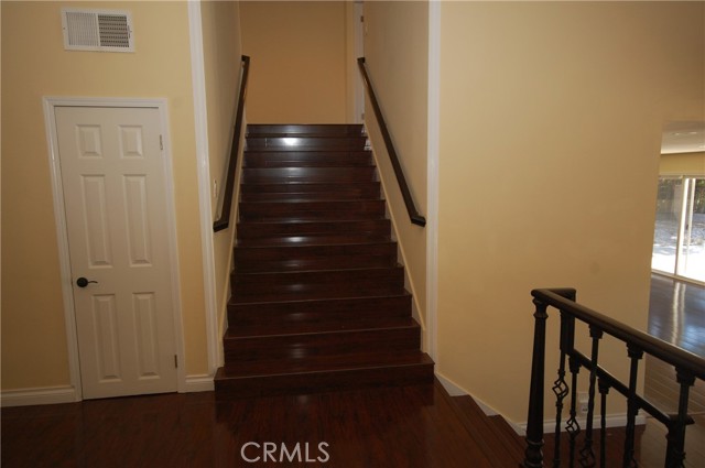 23871 Petrel Court, Laguna Niguel CA: https://media.crmls.org/medias/75e8b320-b19d-497a-9d02-311c0a8be697.jpg
