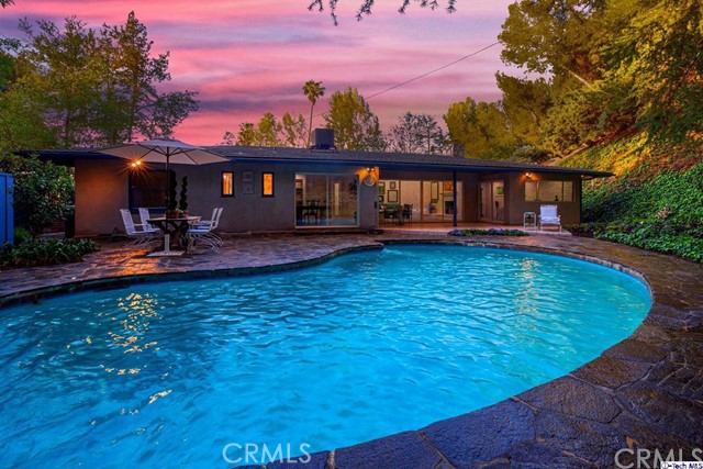 3 Bed Home for Sale in Encino, California