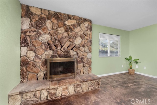 Detail Gallery Image 13 of 55 For 2860 Wilson Ave, Redding,  CA 96002 - 4 Beds | 2 Baths