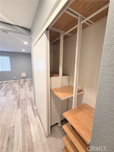 Detail Gallery Image 24 of 26 For 327 Chestnut, Long Beach,  CA 90802 - 2 Beds | 2 Baths