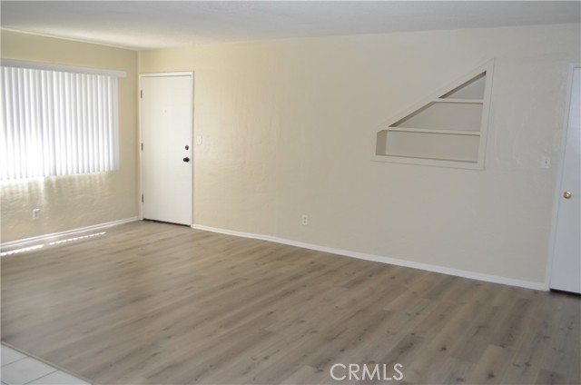 7028 Alabama Avenue, Canoga Park CA: https://media.crmls.org/medias/75ec67a1-737d-41f4-a161-fc04c04f8d48.jpg