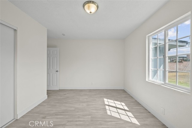5040 N Lyman Avenue, Covina CA: https://media.crmls.org/medias/75ecbcae-b4e7-405e-80eb-b7fdad30b41e.jpg