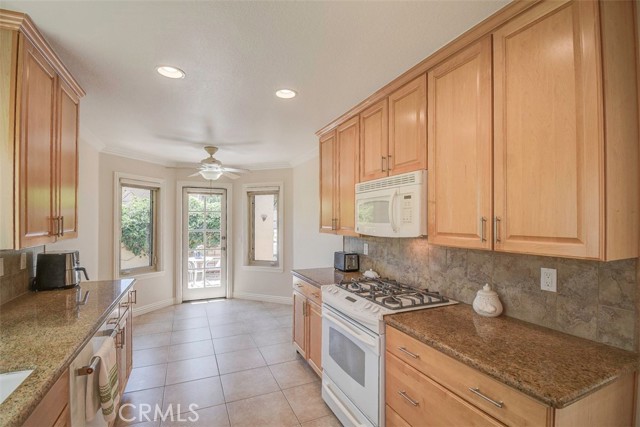 Detail Gallery Image 16 of 59 For 27651 Paseo La Ronda #11,  San Juan Capistrano,  CA 92675 - 2 Beds | 2 Baths