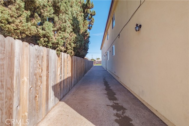 Detail Gallery Image 35 of 37 For 149 W Colden, Los Angeles,  CA 90003 - – Beds | – Baths