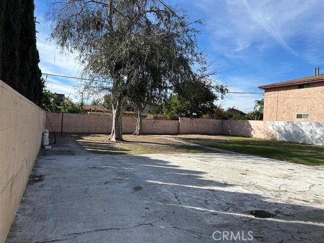 Detail Gallery Image 7 of 26 For 8541 Ventura Canyon Ave, Panorama City,  CA 91402 - 2 Beds | 1 Baths