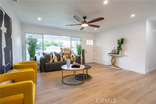 Detail Gallery Image 2 of 43 For 7516 San Juan, Riverside,  CA 92504 - 3 Beds | 1 Baths