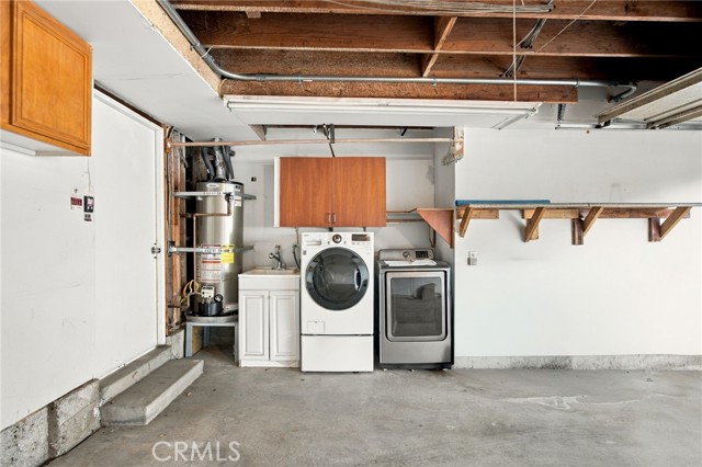 19208 Hamlin Street, 5 photo 56