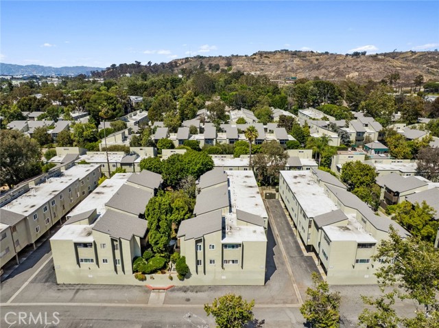 4919 Indian Wood Road, Culver City CA: https://media.crmls.org/medias/75efa6a6-6783-4639-ac96-adc1c5cf5497.jpg