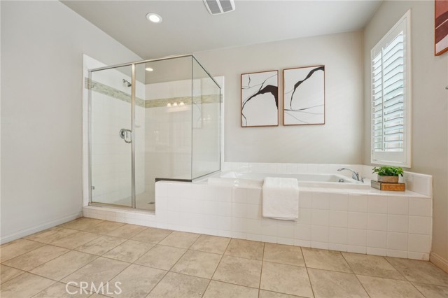 7766 Lupin Street, Chino CA: https://media.crmls.org/medias/75f04286-b64b-4183-8a4a-62207cc50b92.jpg
