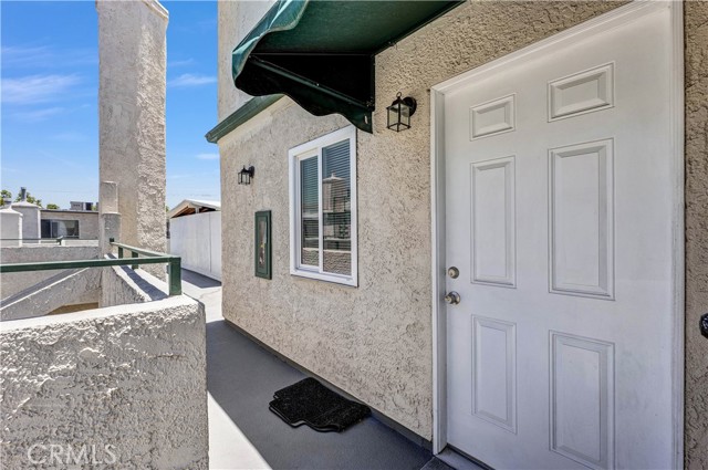 520 N Louise Street, Glendale CA: https://media.crmls.org/medias/75f05d53-a128-49d4-9555-4f31dbf4d1a7.jpg