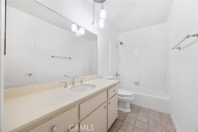 Image 46 of 71 For 1646 Mobeck Street