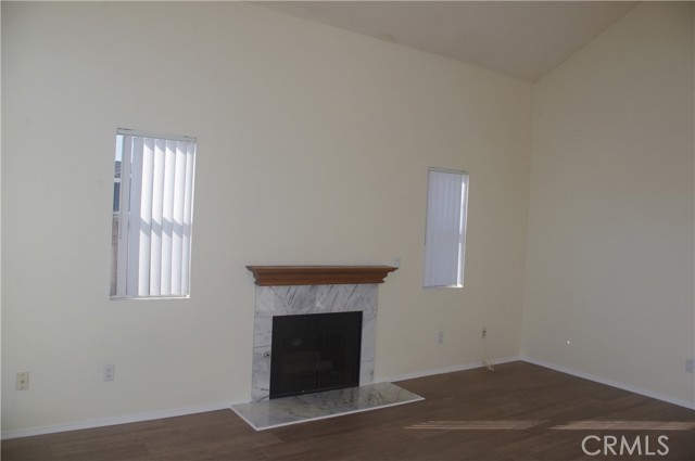 Detail Gallery Image 5 of 34 For 421 S Flower Ave a,  Brea,  CA 92821 - 3 Beds | 2/1 Baths