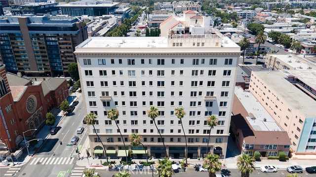 315 W 3rd Street, Long Beach CA: https://media.crmls.org/medias/75f3073e-7b9e-4b67-b28a-8026e7461b78.jpg