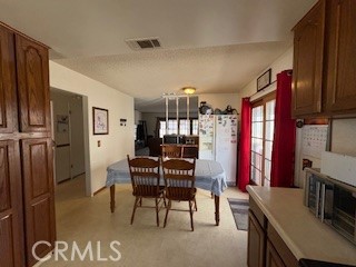 Detail Gallery Image 6 of 33 For 3912 Del Rey, San Bernardino,  CA 92404 - 5 Beds | 3 Baths