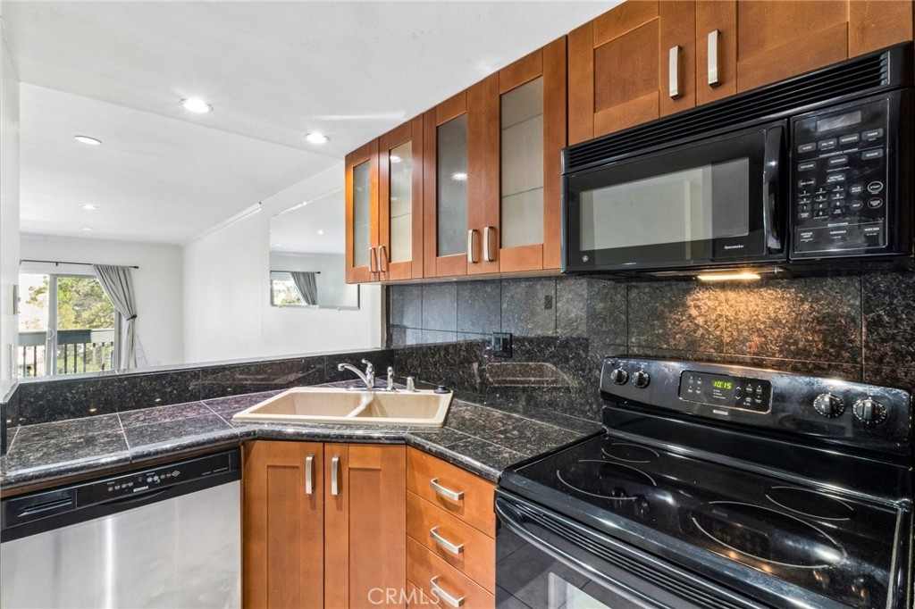 3958 60th - photo 13