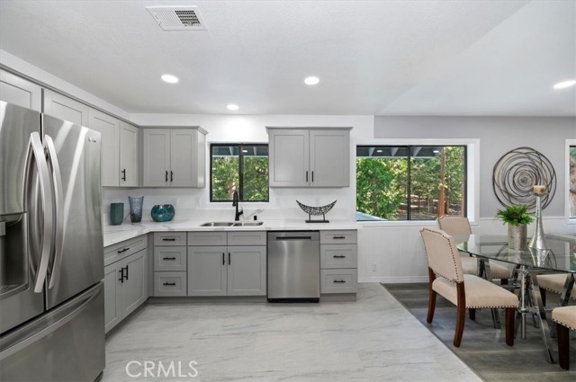 347 Birchwood, Lake Arrowhead, CA 92352