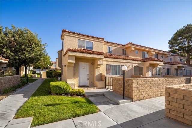 43441 30TH W Street, Lancaster CA: https://media.crmls.org/medias/75f5bcb8-1a2b-412a-baa9-53f266a8bfa7.jpg