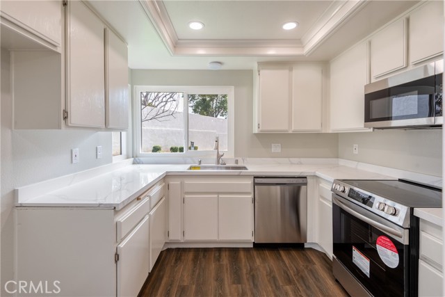 Detail Gallery Image 11 of 22 For 6601 Vista Loma, Yorba Linda,  CA 92886 - 2 Beds | 2 Baths