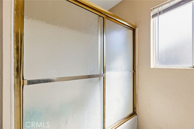 Detail Gallery Image 18 of 28 For 11545 Honeyglen, Pacoima,  CA 91331 - 3 Beds | 3 Baths