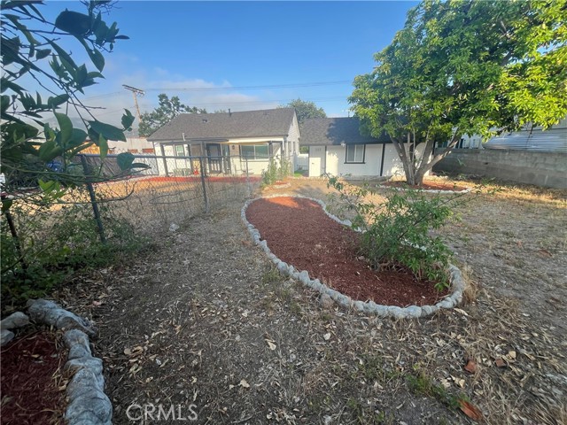 Detail Gallery Image 13 of 13 For 10326 Plainview Ave, Tujunga,  CA 91042 - 2 Beds | 1 Baths