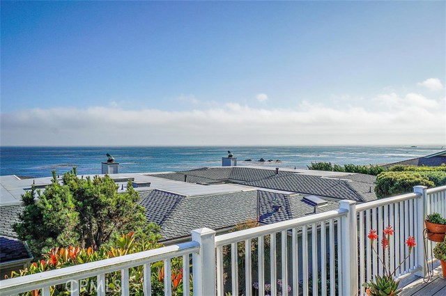 Detail Gallery Image 2 of 26 For 557 Lucerne Rd #4,  Cayucos,  CA 93430 - 2 Beds | 2 Baths