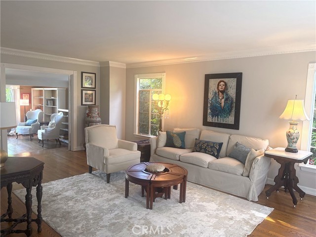 3835 California Ave, Long Beach CA: https://media.crmls.org/medias/75f80b7b-3e5f-42f1-ac34-17c86326ec75.jpg