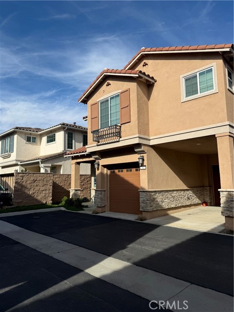 Detail Gallery Image 9 of 9 For 15148 Ridge Ln #4,  Fontana,  CA 92336 - 3 Beds | 3 Baths