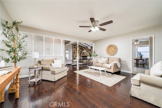 336 S Grandin Avenue, Azusa CA: https://media.crmls.org/medias/75fa0145-0ffe-4fd7-9a2f-dbf7636ec5f8.jpg