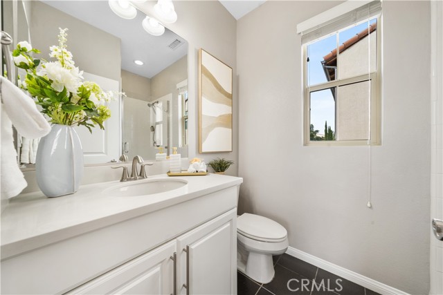 Detail Gallery Image 38 of 47 For 102 Yellow Pine, Irvine,  CA 92618 - 4 Beds | 4 Baths