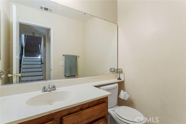 Detail Gallery Image 14 of 21 For 2293 Medical Center Dr, Perris,  CA 92571 - 3 Beds | 2/1 Baths