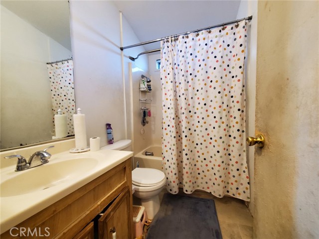 Detail Gallery Image 11 of 16 For 18540 Soledad Canyon Rd #109,  Canyon Country,  CA 91351 - 3 Beds | 2 Baths