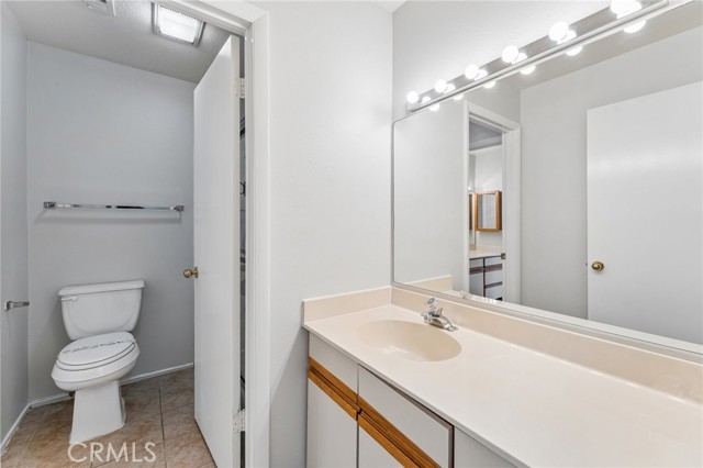 120 Willow Lake, Palm Desert, CA 92260