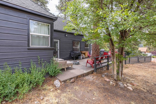 300 Shakespeare Lane, Big Bear City, California 92314, 2 Bedrooms Bedrooms, ,1 BathroomBathrooms,Single Family Residence,For Sale,Shakespeare,EV24112300