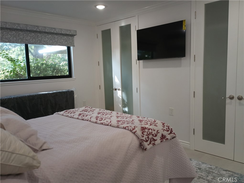 MLS #OC25222453 image #14