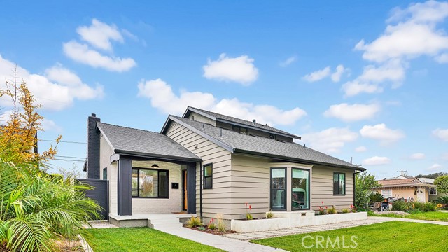 Front Image Thumbnail for CROC25275782