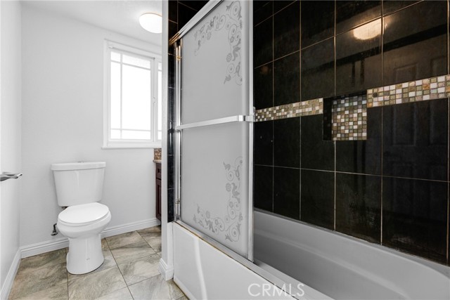 1127 Sycamore Drive photo 23