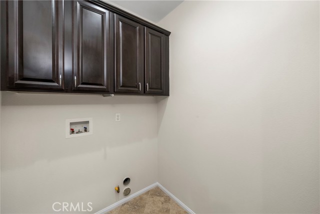 8022 Cresta Bella Road, Rancho Cucamonga CA: https://media.crmls.org/medias/75fd137f-fd4b-4ccc-ad24-5a1cbf3e6600.jpg