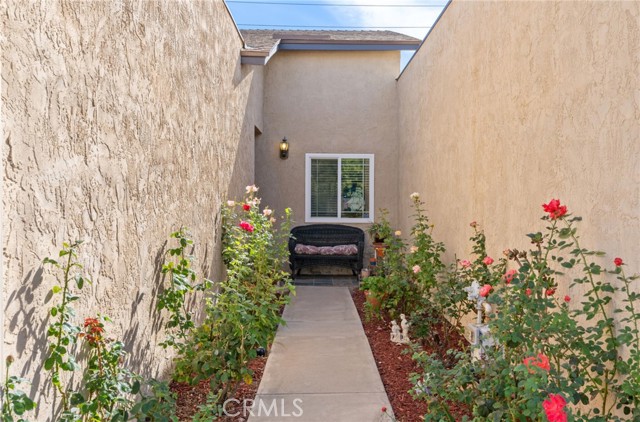 Detail Gallery Image 2 of 18 For 29372 Murrieta Rd, Menifee,  CA 92586 - 2 Beds | 2 Baths