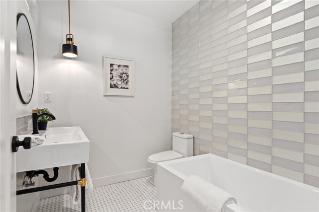 Detail Gallery Image 54 of 60 For 2902 Ladoga Ave, Long Beach,  CA 90815 - 3 Beds | 2 Baths