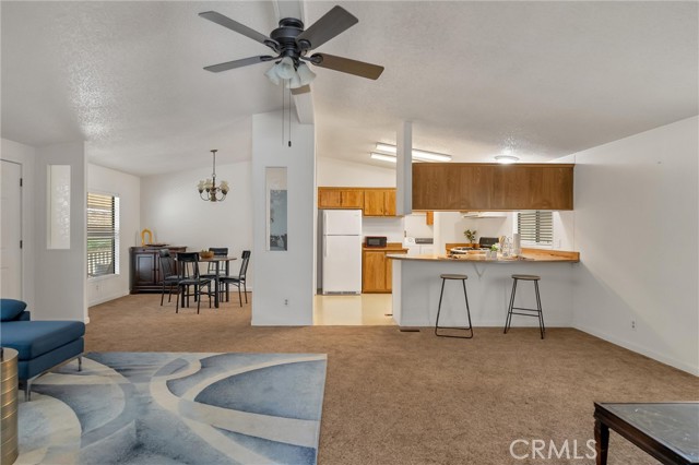 Detail Gallery Image 3 of 43 For 123 Henshaw Ave #706,  Chico,  CA 95973 - 3 Beds | 2 Baths